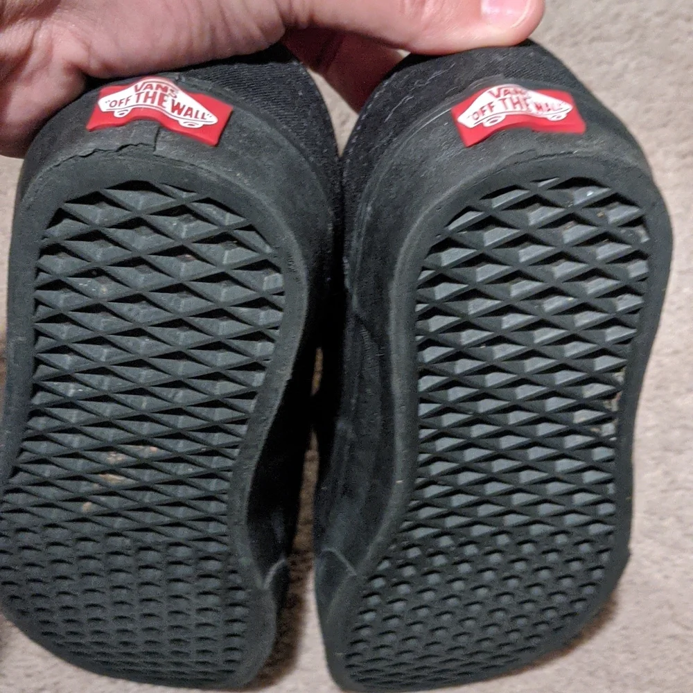 Vans black skate shoe men's 7 women's 8.5 - Picture 7 of 10